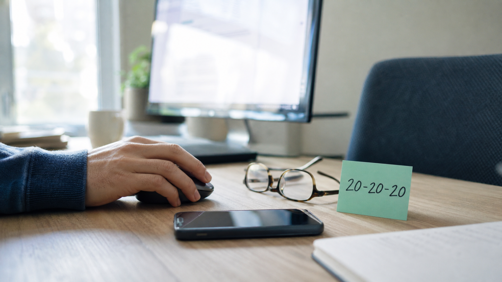 Éviter la fatigue visuelle devant un écran : pauses et distance